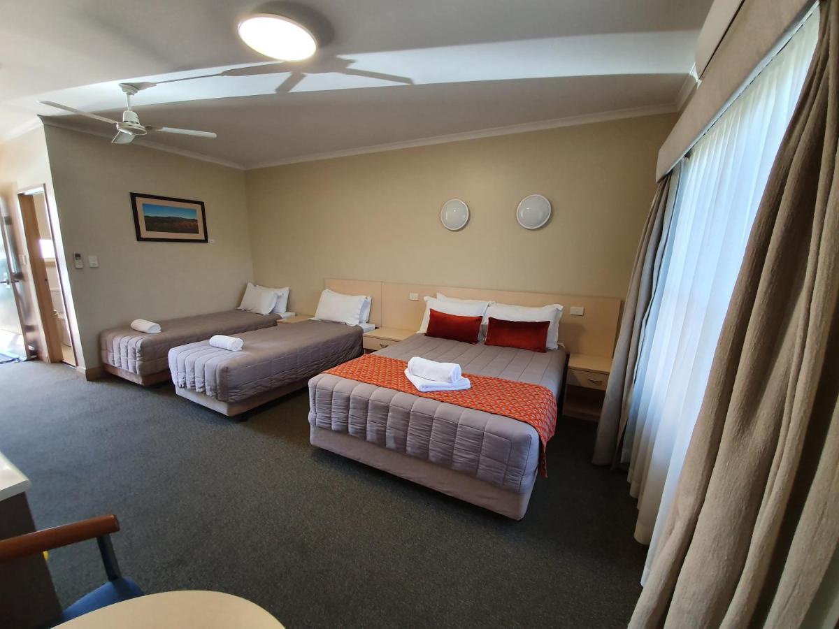 Club Motor Inn Narrabri Exterior foto